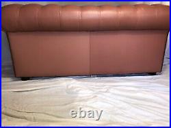 1 English Beautiful Vintage 20th Leather Chesterfield Sofa 2 Seater Ladies Pink