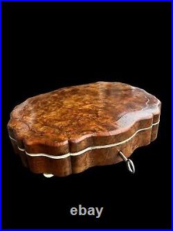 A Small 19th Century Antique/vintage Walnut And Mahogany Wooden Casket English