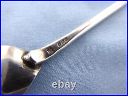 A Vintage Sterling Silver Old English Mote Spoon. Edinburgh 1938