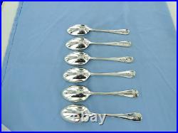 A vintage sterling silver set of 6 old English dessert spoons, London 1939