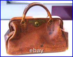 Antique Quality Brown English Leather Gladstone Bag By British Railway Western