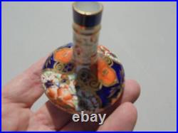 Antique Vintage English Imari Porcelain Miniature Vase 2 11/16 Excellent