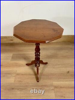 Antique Vintage Oak Plank Tilt Top Tripod Wine Side Lamp Or Supper Table