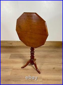 Antique Vintage Oak Plank Tilt Top Tripod Wine Side Lamp Or Supper Table