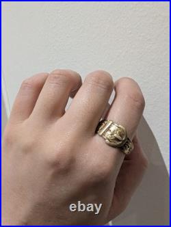 Beautiful vintage english hallmark 375 9ct gold embossed belt buckle ring Size V