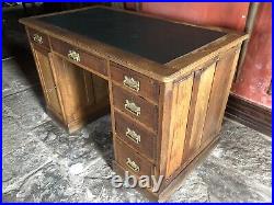 English Antique Medium Oak Vintage Pedestal Black Leather Writing Desk c1900's