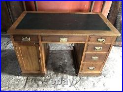 English Antique Medium Oak Vintage Pedestal Black Leather Writing Desk c1900's