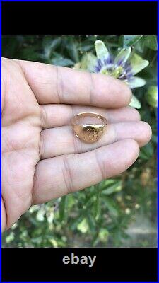 English Sheffeild Antique Or Vintage Solid 18ct Or Carat Yellow Gold Signet Ring