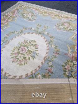English Vintage Country House Wool Rug