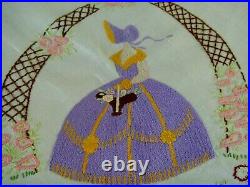 Exquiste Vintage Hand Embroidered Tablecloth Crinoline Lady Garden Flowers Lace