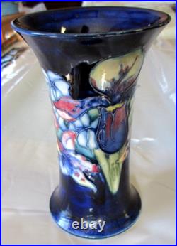 Fine Antique / Vintage English Moorcroft Floral Vase Estate Find