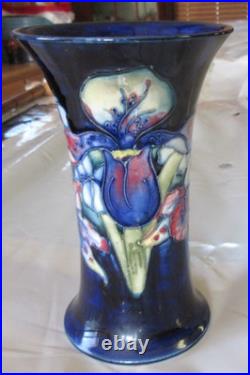 Fine Antique / Vintage English Moorcroft Floral Vase Estate Find