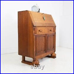 Good Quality Vintage English Oak Bureau with Storage C. 1930s