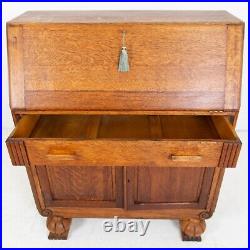 Good Quality Vintage English Oak Bureau with Storage C. 1930s