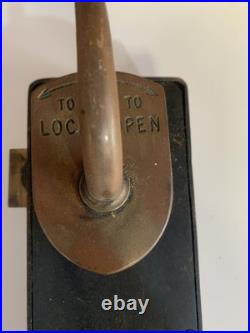 PYX PATENT penny operated public toilet door lock No Keys (1)