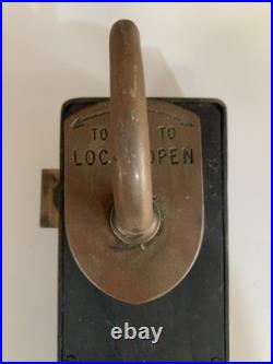 PYX PATENT penny operated public toilet door lock No Keys (1)