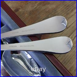 Roberts & Belk Old English Bright Cut 8 Settings Canteen Silver Plated Vintage