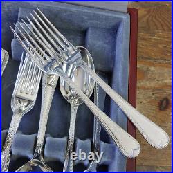 Roberts & Belk Old English Bright Cut 8 Settings Canteen Silver Plated Vintage