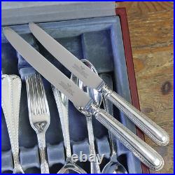 Roberts & Belk Old English Bright Cut 8 Settings Canteen Silver Plated Vintage