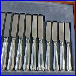 Roberts & Belk Old English Bright Cut 8 Settings Canteen Silver Plated Vintage