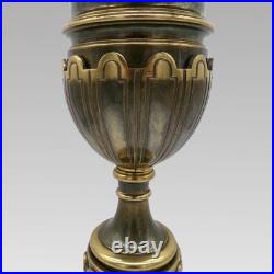 Stunning Large Proportioned Vintage English Brass Holywood Regency Table Lamp