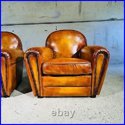 Stunning Pair of Vintage English Tan Leather Club Chairs Classic Design