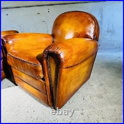 Stunning Pair of Vintage English Tan Leather Club Chairs Classic Design