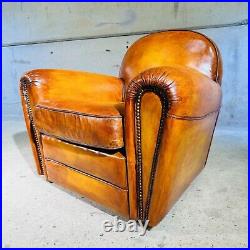 Stunning Pair of Vintage English Tan Leather Club Chairs Classic Design