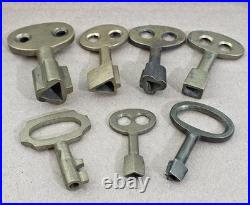 UNUSUAL Brass Keys x 34 Job Lot 750g weight VINTAGE KEYS ref. K925