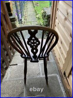 Victorian Vintage English Highly Figured Elm/oak Carved Wheel Back Chair