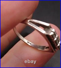 Vintage English 9ct Gold Diamond Trilogy Ring. Art Deco Design. UK Size M 1/2
