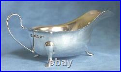Vintage English Hallmarked Solid Sterling Silver Gravy Sauce Boat Pitcher 104 Gr