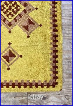 Vintage English Hand Woven Geometric Design Rug