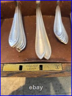 Vintage English Lever cutlery set, used but in good condition