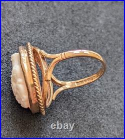 Vintage English Queen Conch Shell Cameo 9ct Gold Ring
