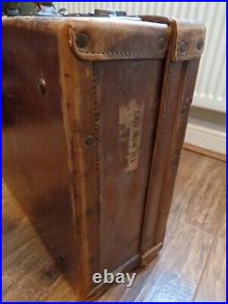 Vintage English Tan Leather Suitcase Travelling Case Smith Englefield