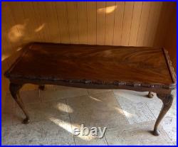 Vintage English traditional Carved Flamed Mahogany Coffee Table Queen Anne Legs