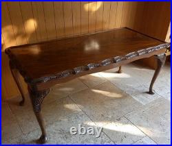 Vintage English traditional Carved Flamed Mahogany Coffee Table Queen Anne Legs