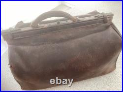 Vintage Finnegan Manchester English Leather -Doctor's case In need of TLC