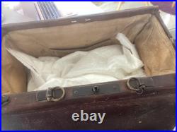 Vintage Finnegan Manchester English Leather -Doctor's case In need of TLC