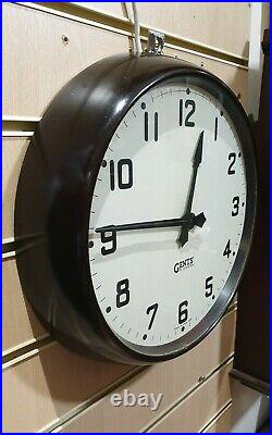 Vintage Large Gents Bakelite Circular Office Wall Clock