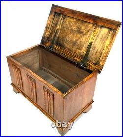 Vintage Wooden Oak Panelled Blanket Box / Coffer / Mid Century c. 1950 / Antique