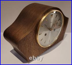 Vintage c1960's English Smiths Oak Cased Chiming Mantel Clock (Fully Serviced)