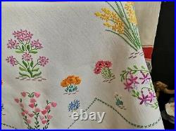 Vintage hand embroidered Irish linen tablecloth Fairistytch wild flowers